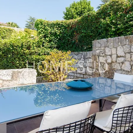 Votre Maison De Dans Un Ecrin De Verdure - * Cannes